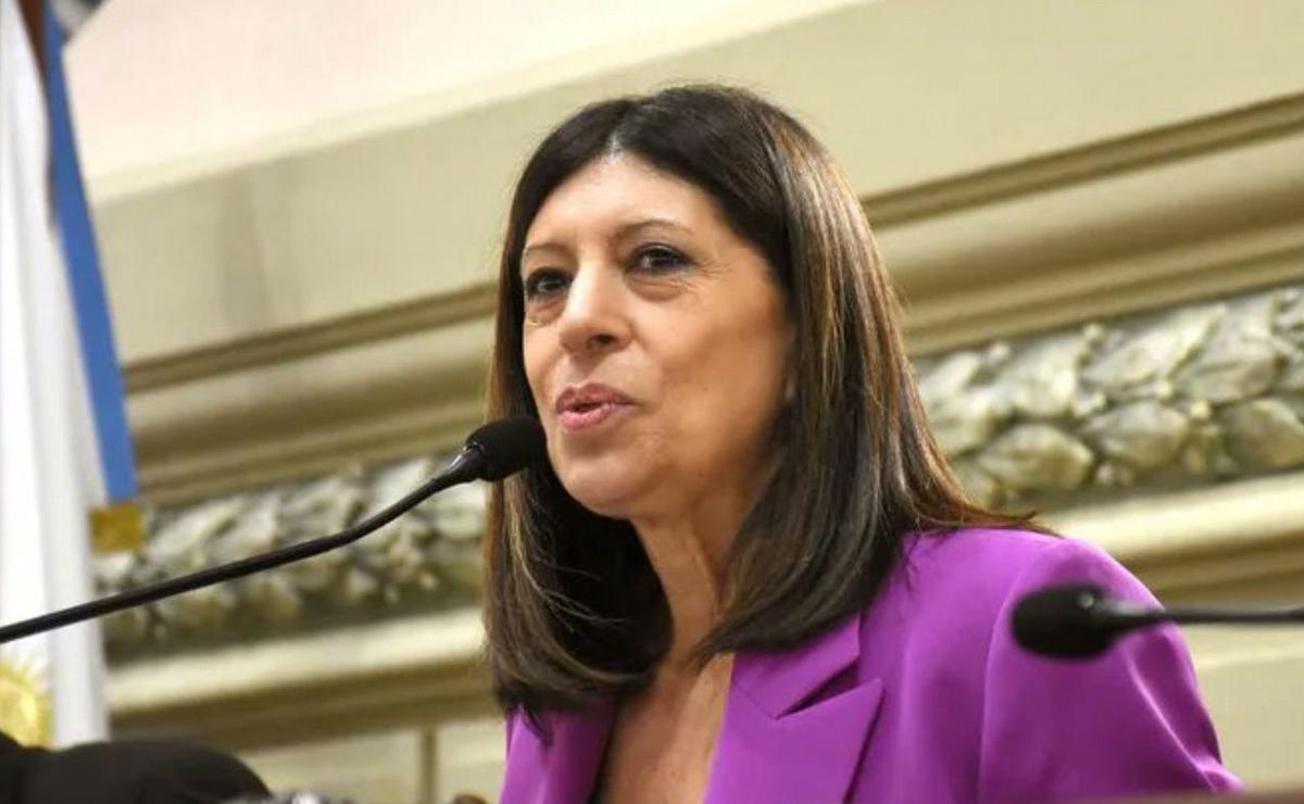 "Santa Fe no puede estar a expensas de la timba financiera" [Cadena 3]